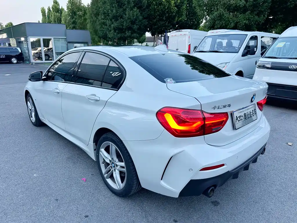 BMW 1 Series 2022