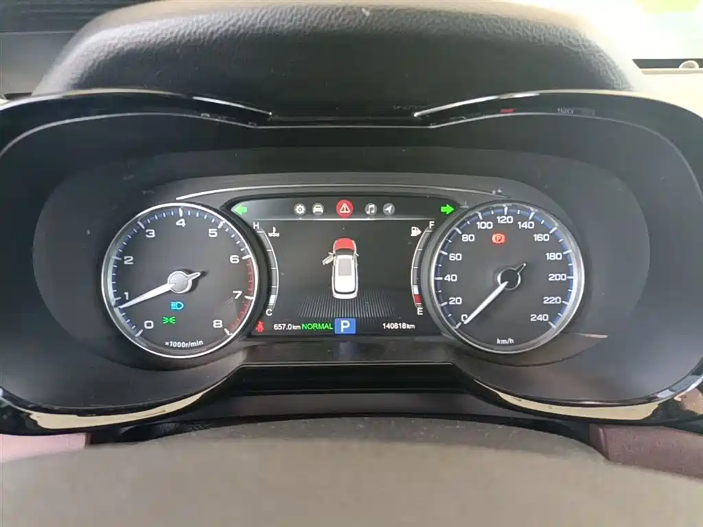 GAC Motor Trumpchi GS8 2017 — фото 12