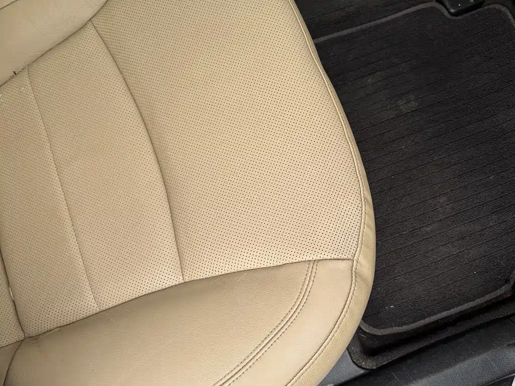 Hyundai Sonata 2011 — фото 16