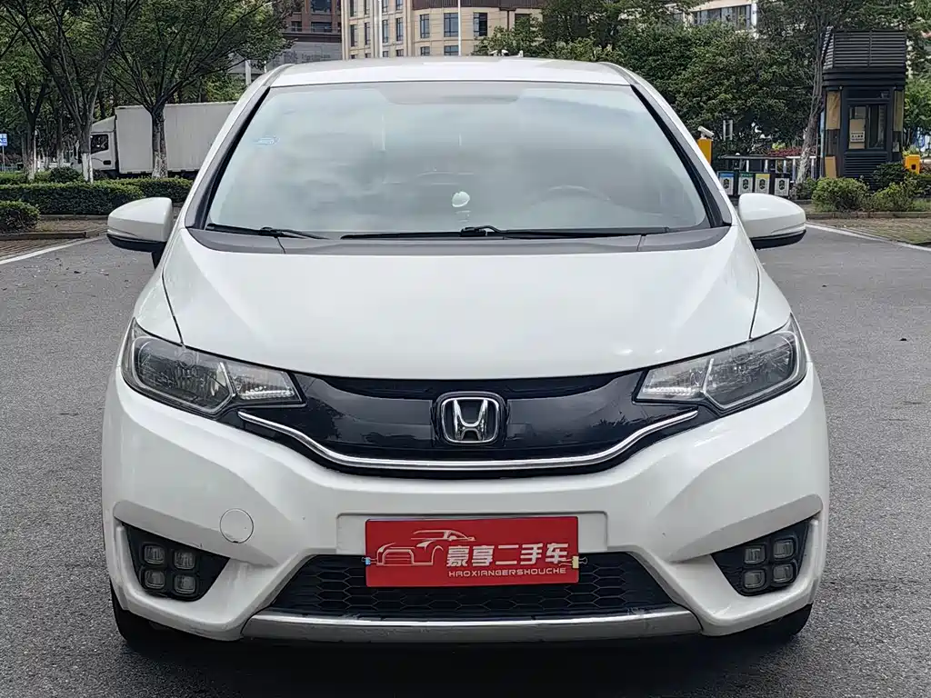 Honda Fit 2017 — фото 2