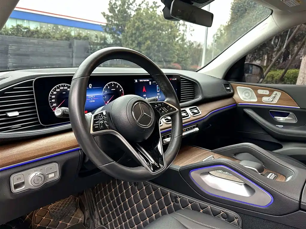 Mercedes-Benz GLE 2023 — фото 8