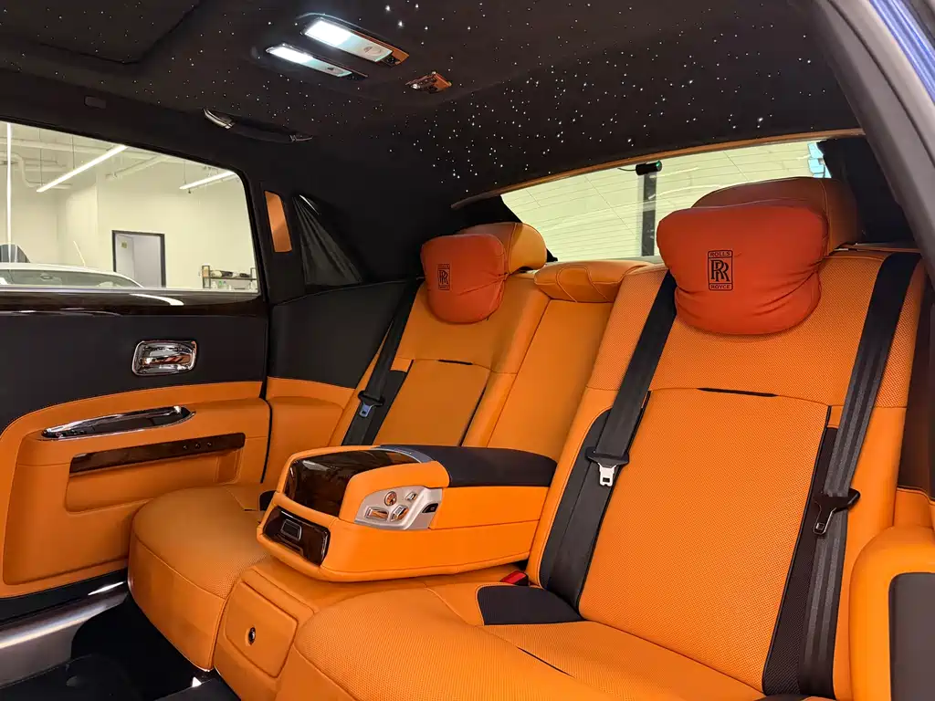 Rolls-Royce Ghost 2015 — фото 11