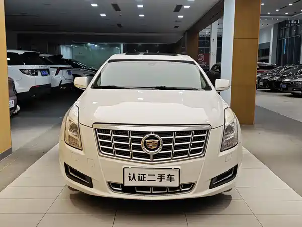 Cadillac XTS 2015