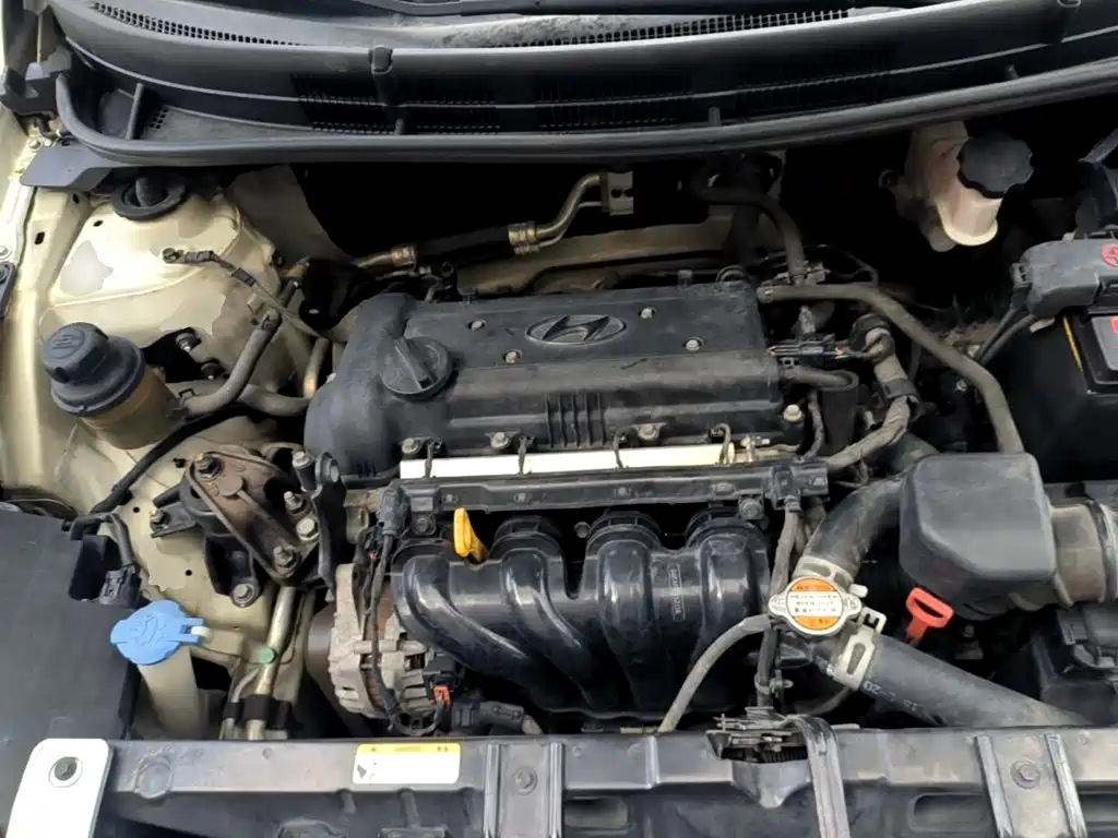 Hyundai Verna 2015 — фото 20