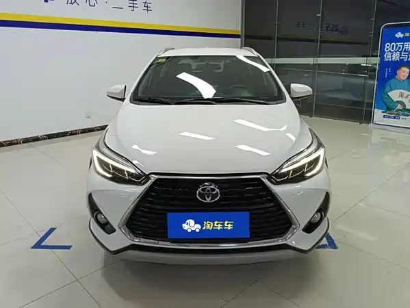 Toyota Yaris L 2021