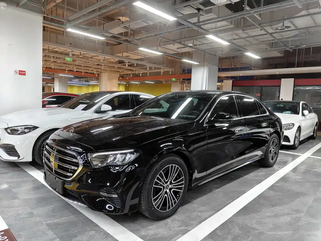 Mercedes-Benz E-Class 2024