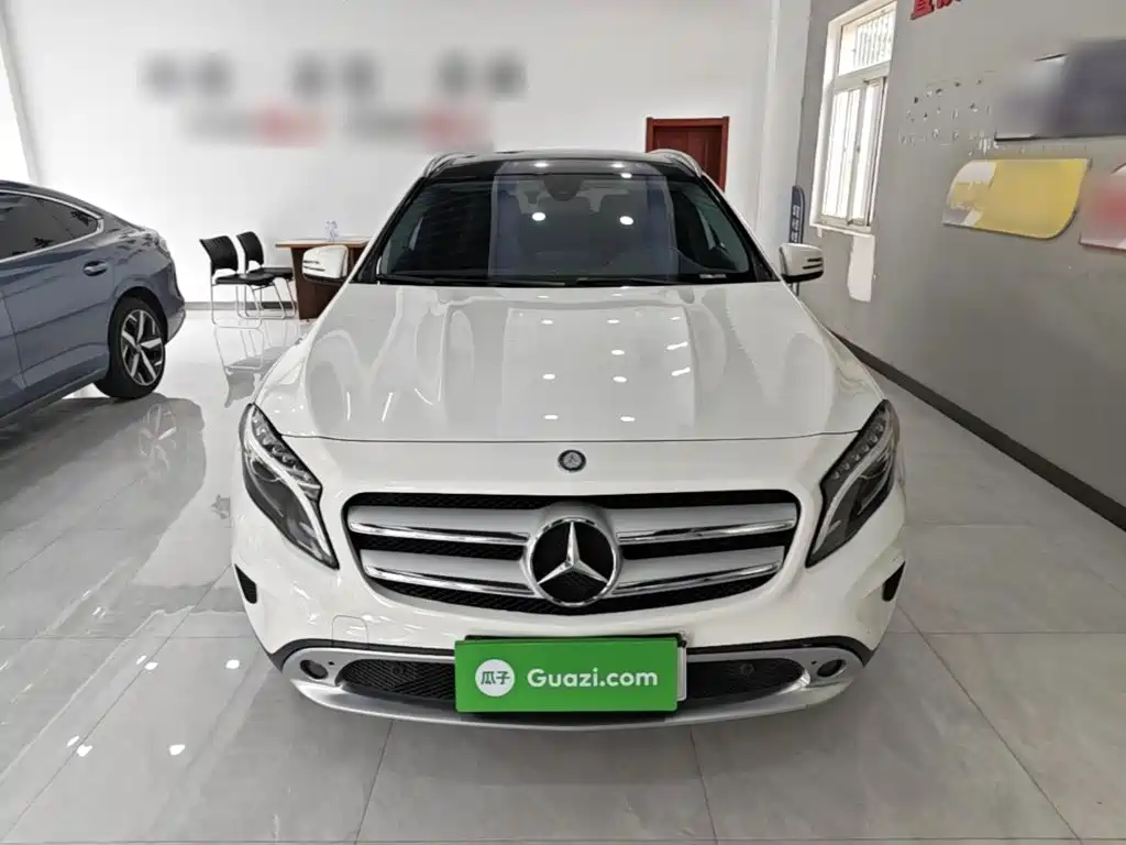 Mercedes-Benz GLA 2016