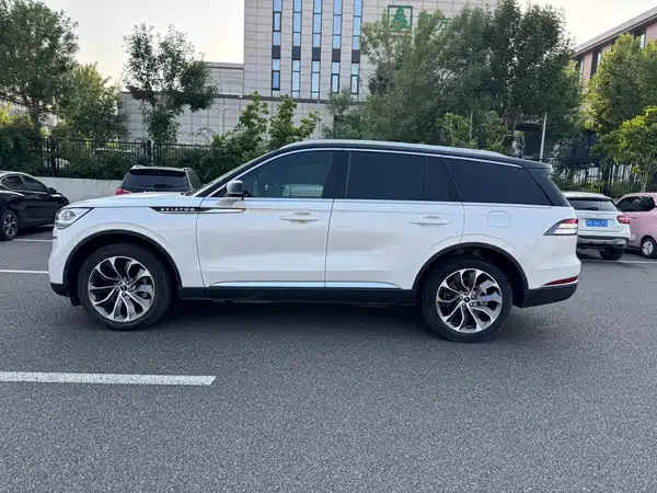 Lincoln Aviator 2020