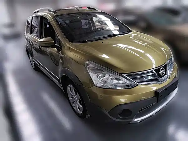 Nissan Livina 2014