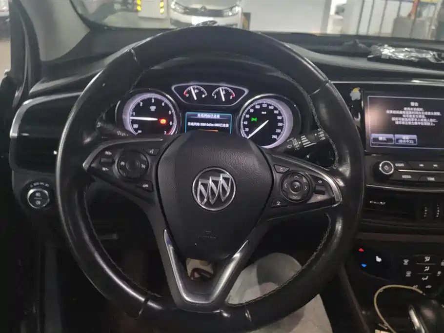 Buick Envision Plus 2018 — фото 15