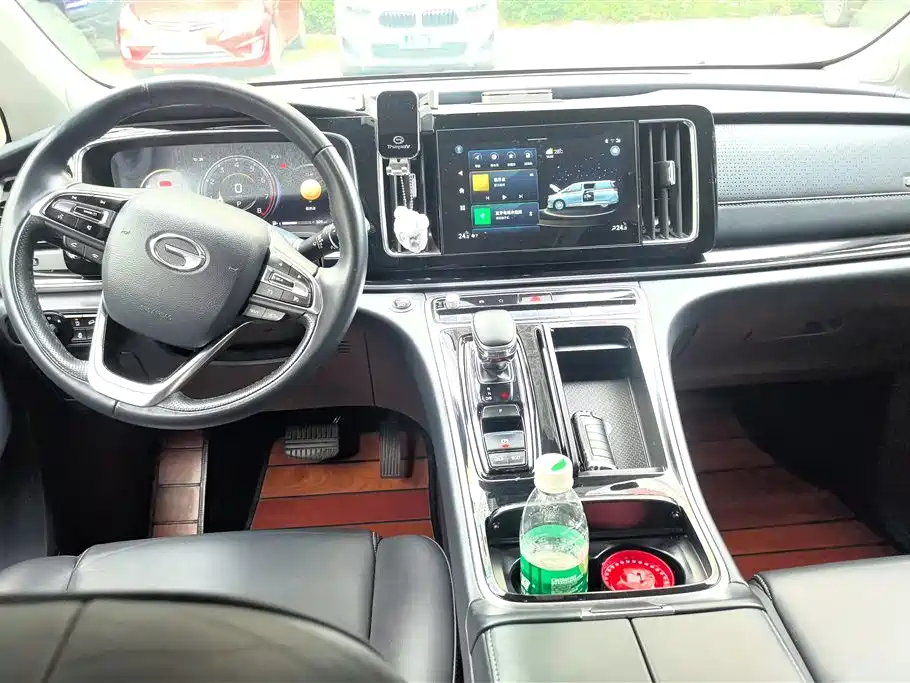 GAC Motor Trumpchi M8 2021 — фото 13