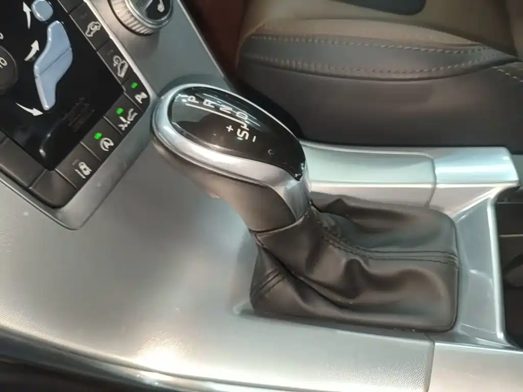 Volvo XC60 2016 — фото 14