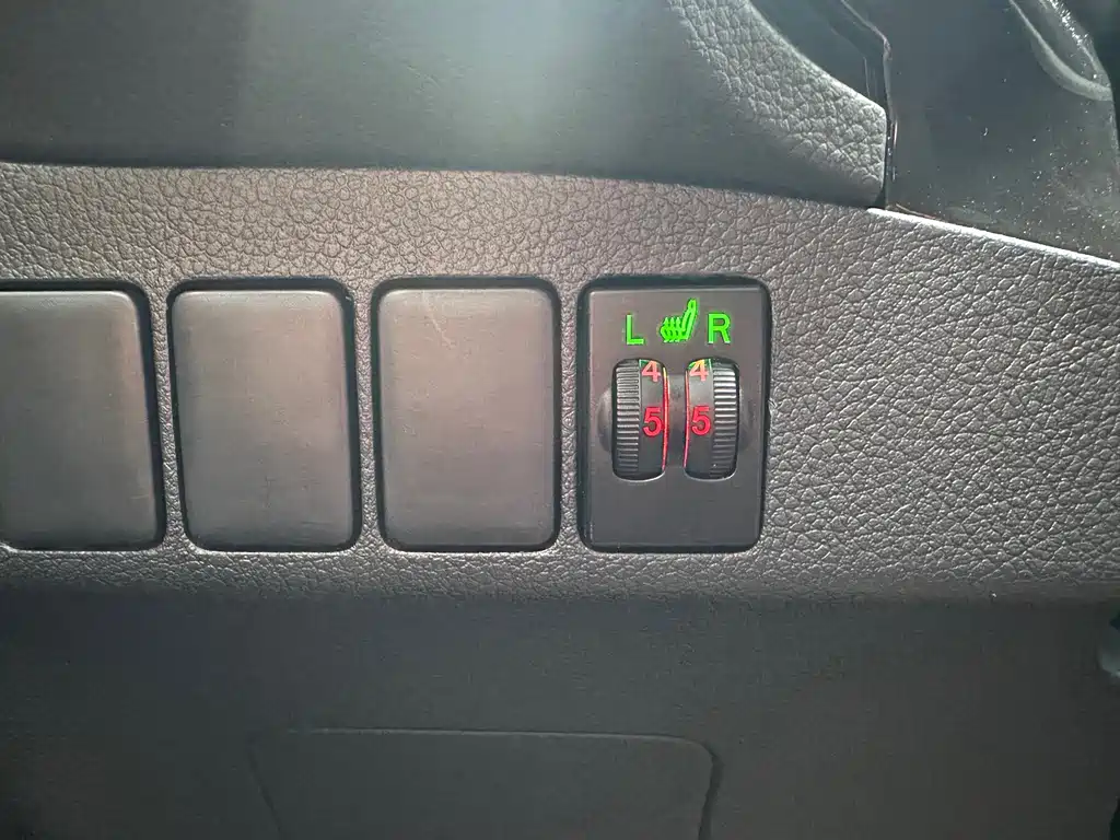 Mitsubishi Outlander 2021 — фото 12