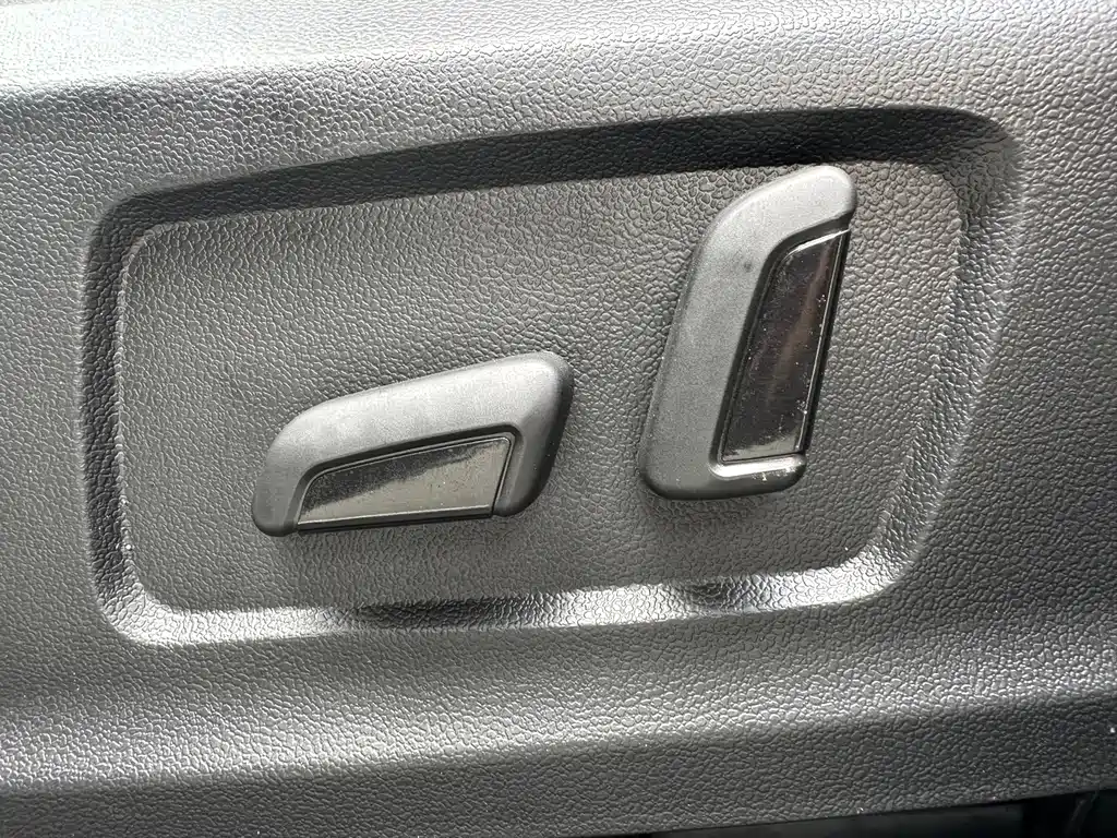 Mitsubishi Outlander 2021 — фото 11