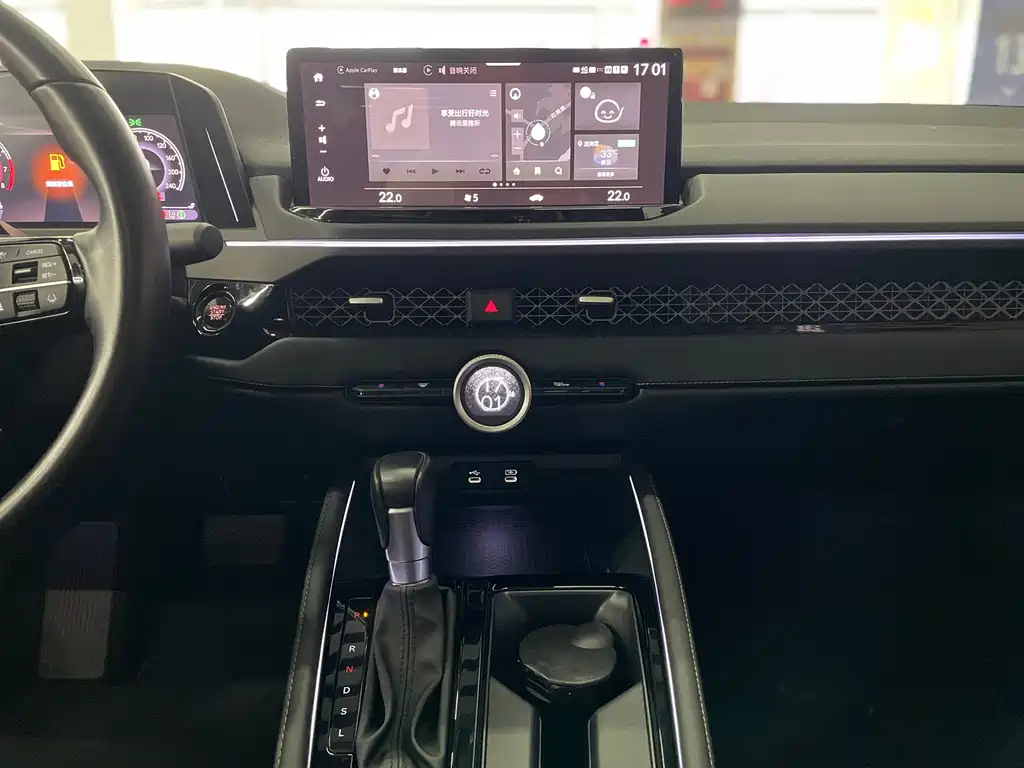 Honda Accord 2023 — фото 13