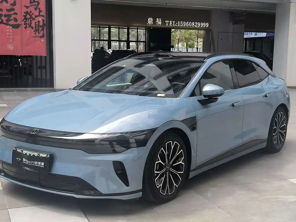 Zeekr 007 GT 2025