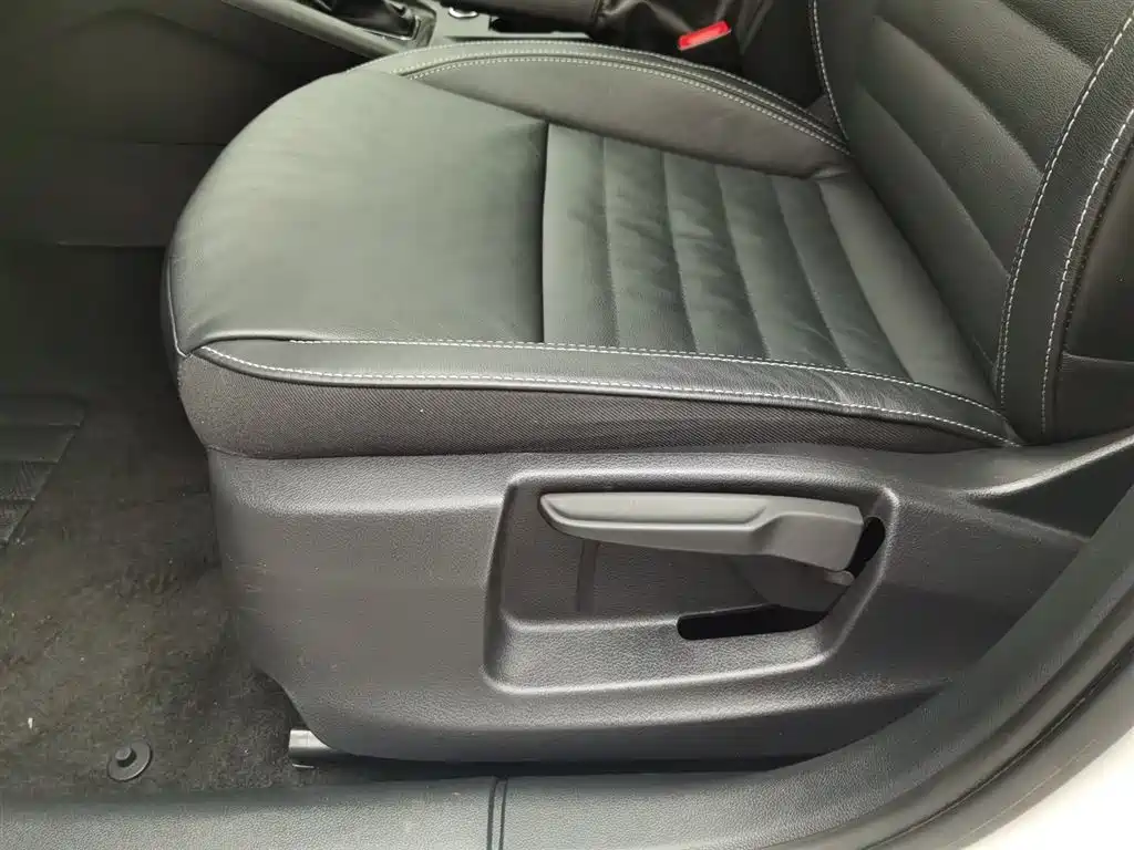 Skoda Octavia 2017 — фото 20