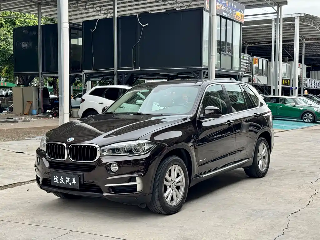 BMW X5 2018 — фото 1