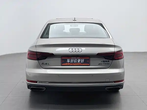 Audi A4L 2019