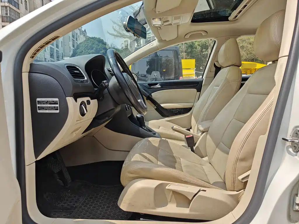 Volkswagen Golf 2012