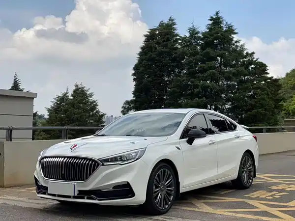 Hongqi H5 2022