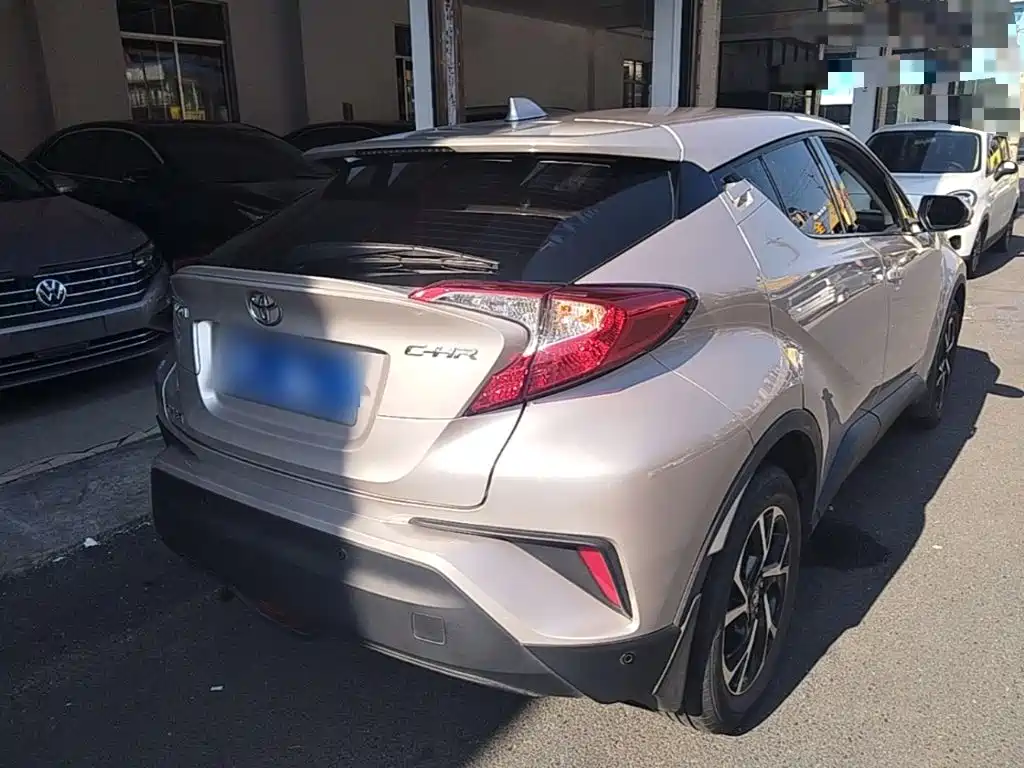 Toyota C-HR 2021