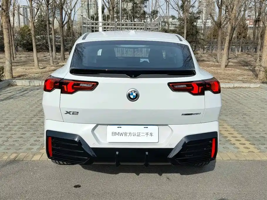 BMW X2 2025 — фото 3