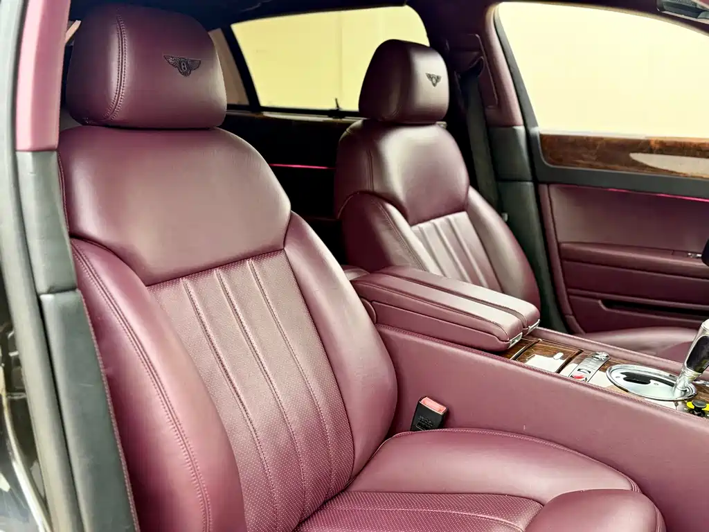 Bentley Flying Spur 2008 — фото 15