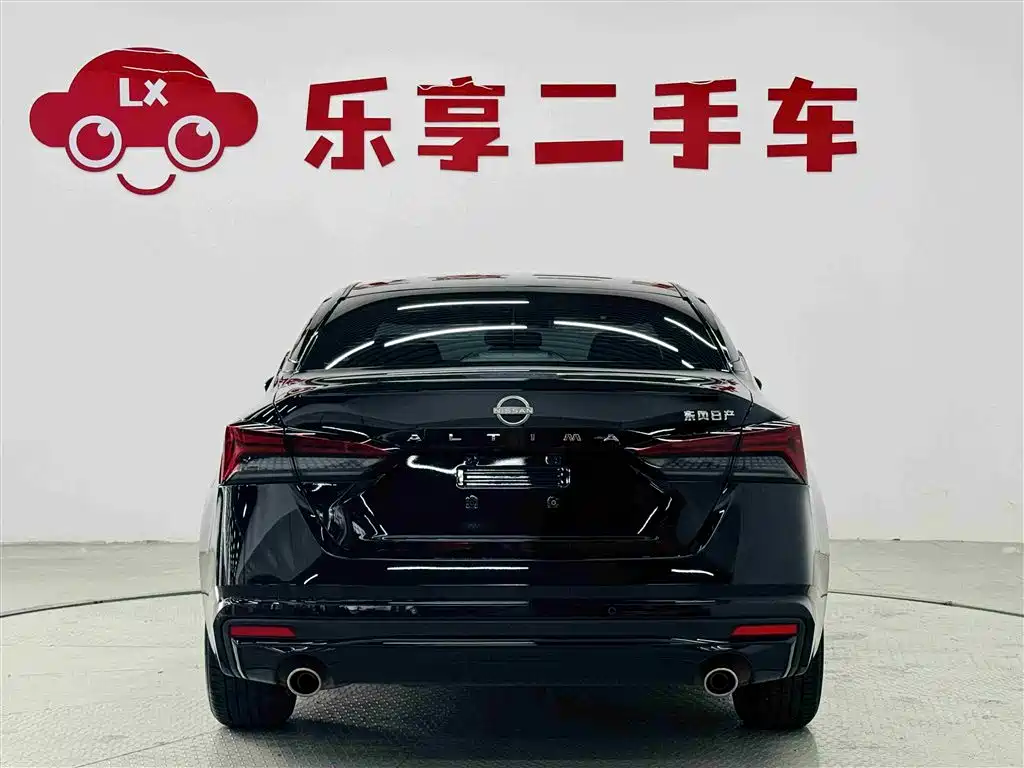 Nissan Teana 2024