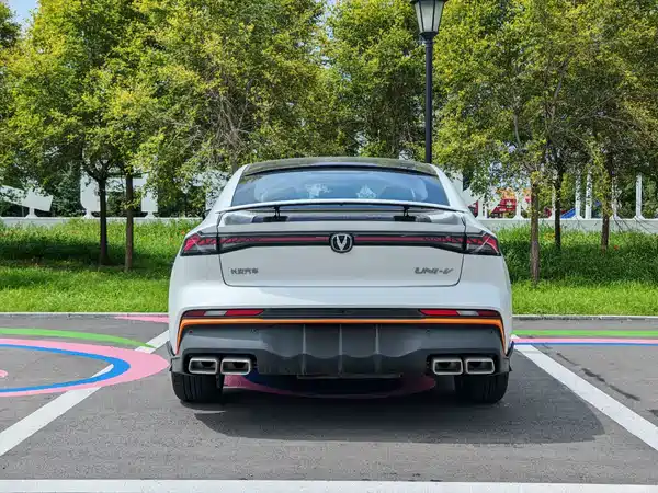 Changan UNI-V 2024