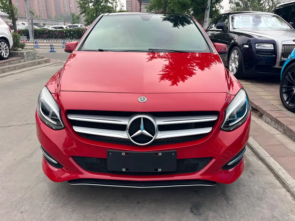 Mercedes-Benz B-Class 2018 — фото 2