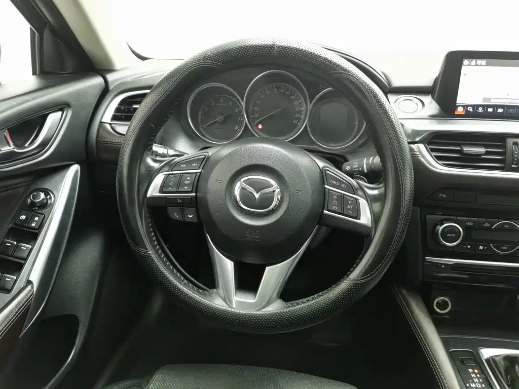 Mazda Atenza 2017 — фото 11