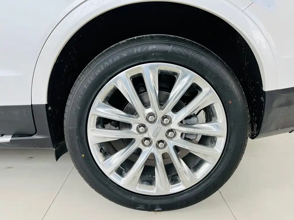 Cadillac XT5 2019 — фото 14