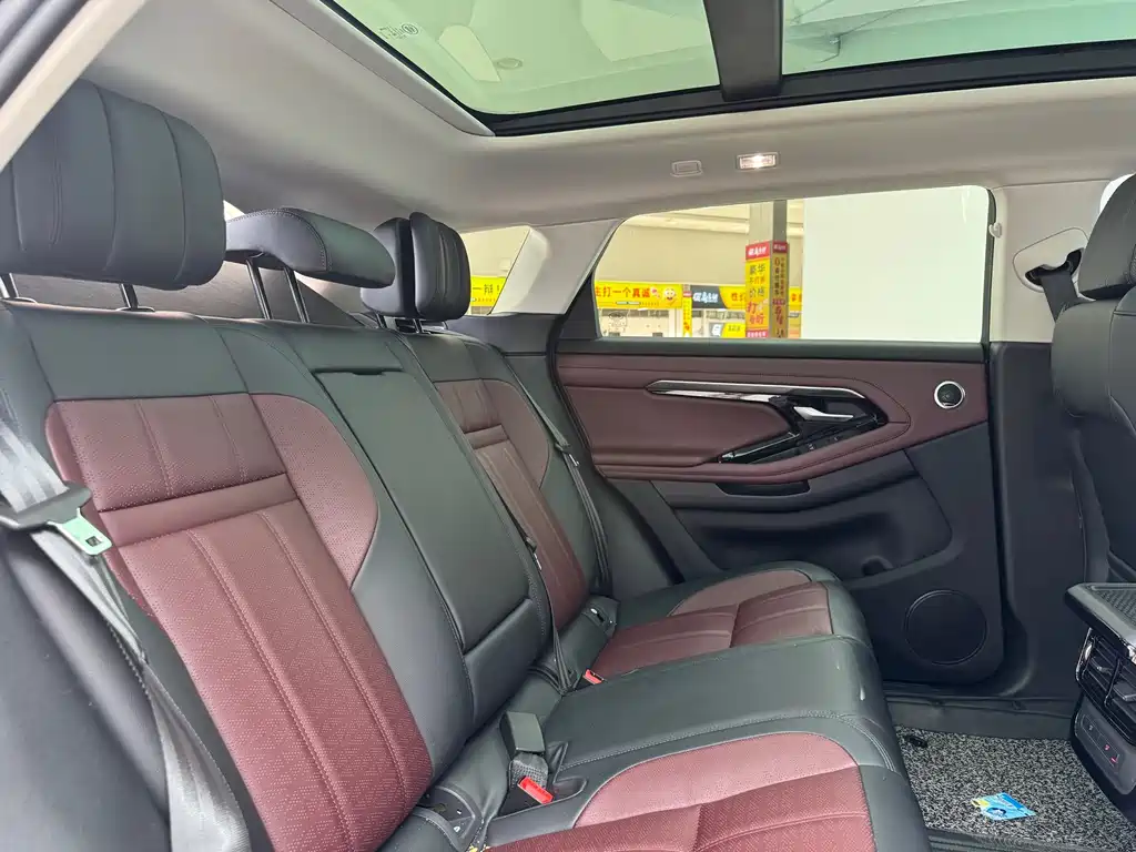 Land Rover Evoque 2022 — фото 12