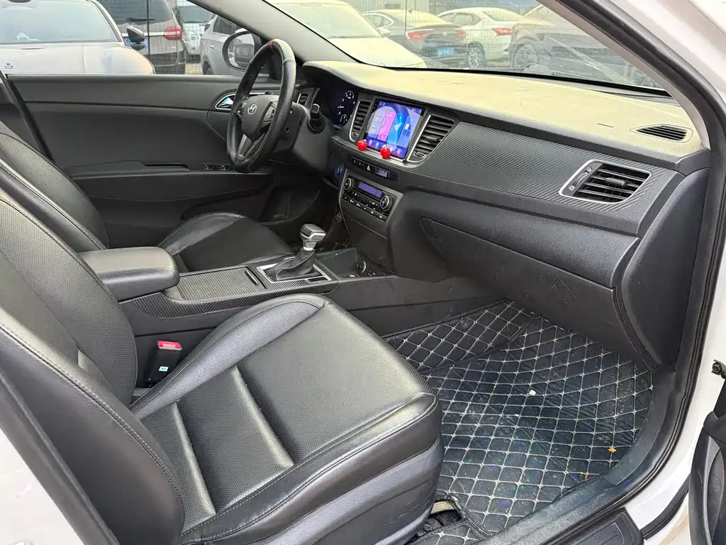 Hyundai Mistra 2015 — фото 7