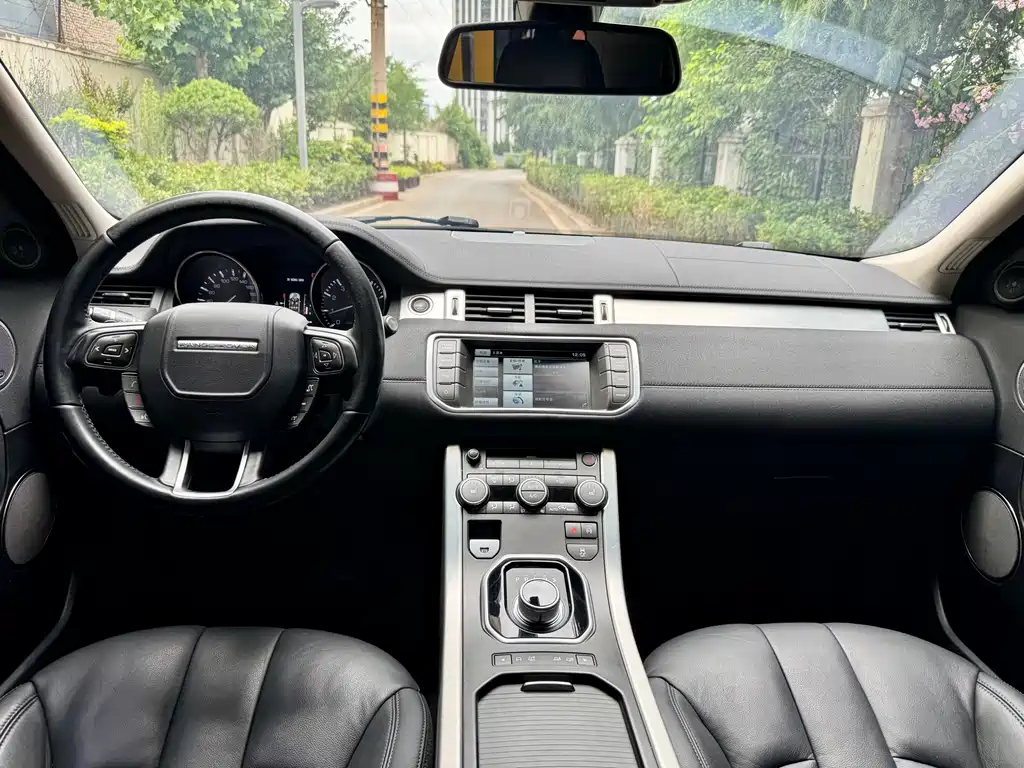 Land Rover Evoque 2016 — фото 15