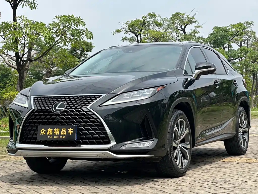 Lexus RX 2021 — фото 1
