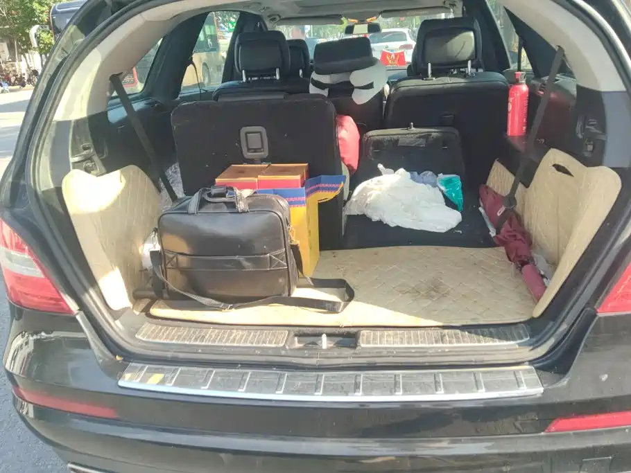 Mercedes-Benz R-Class 2015