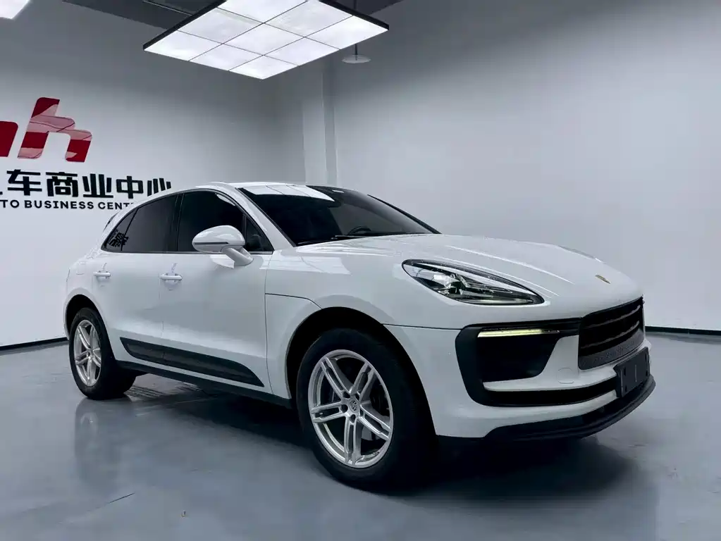 Porsche Macan 2023 — фото 3