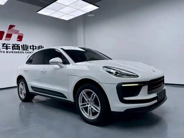 Porsche Macan 2023
