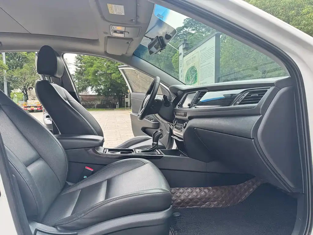 Hyundai Mistra 2017 — фото 12