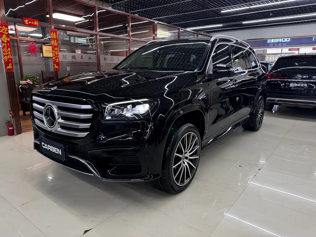 Mercedes-Benz GLS 2024 — фото 1