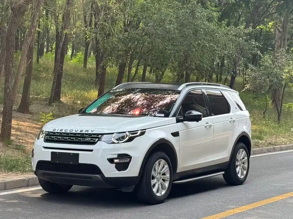 Land Rover Discovery Sport 2018 — фото 1