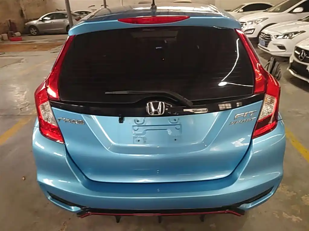 Honda Fit 2018 — фото 6
