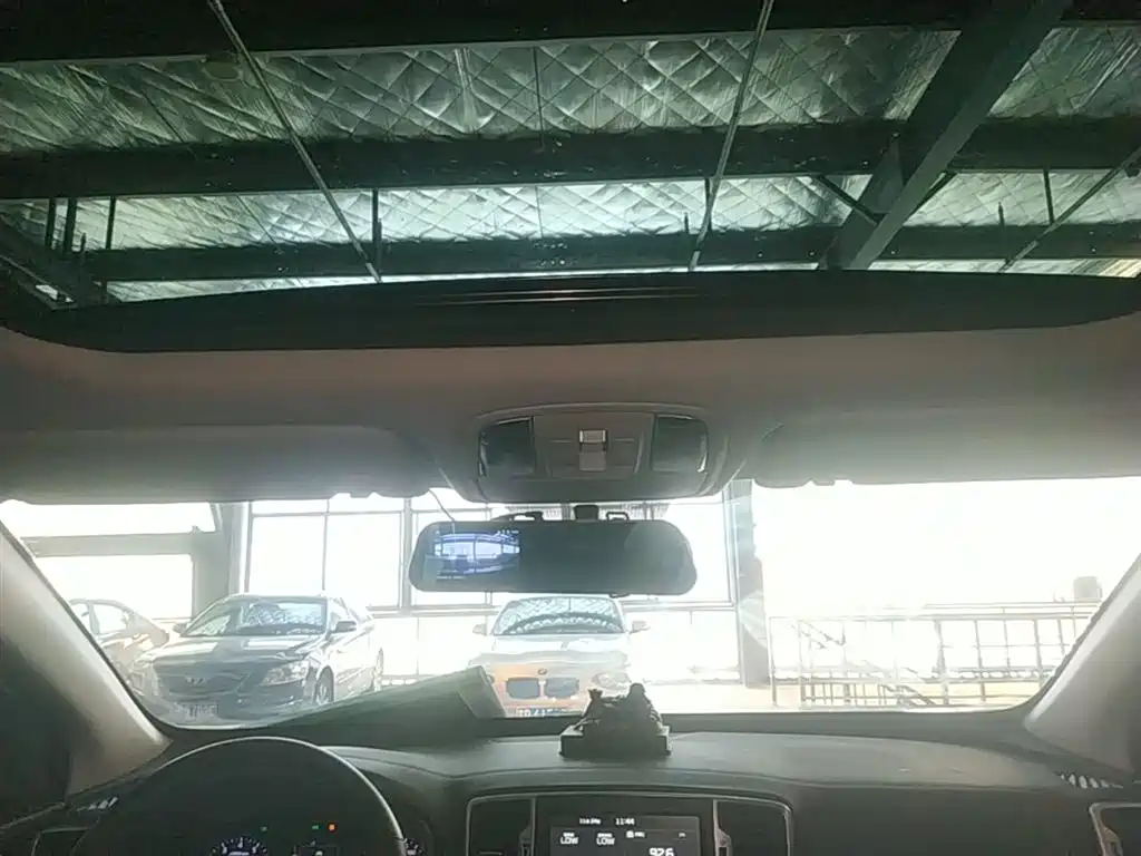 Kia KX5 2017 — фото 18
