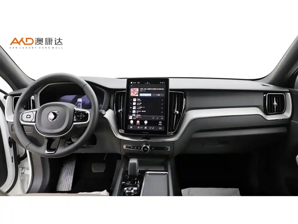 Volvo XC60 2025 — фото 5