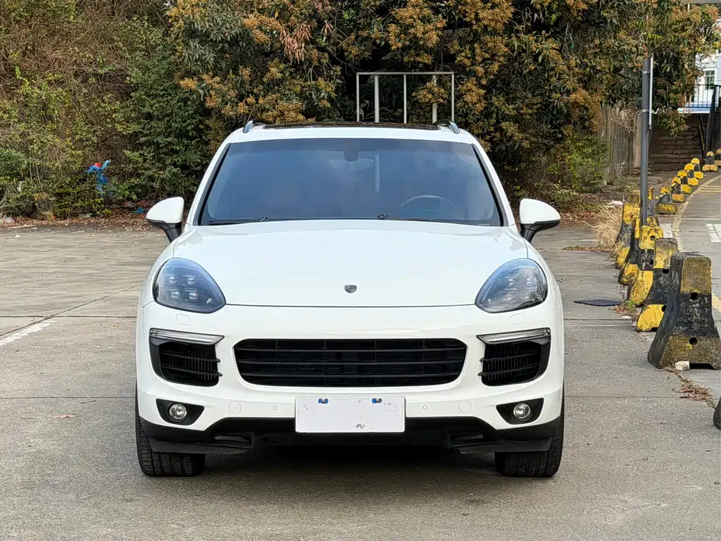 Porsche Cayenne 2015 — фото 2
