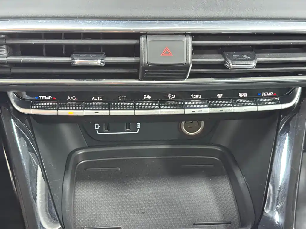 GAC Trumpchi GS4 2022 — фото 9