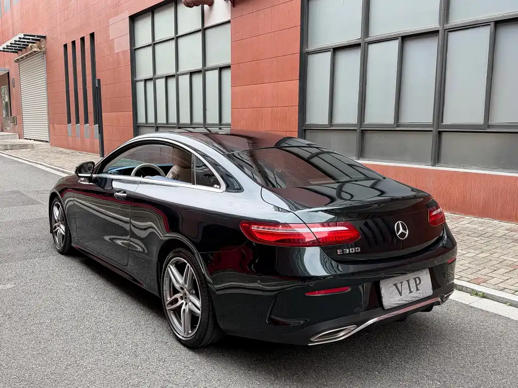 Mercedes-Benz E-Class 2020 — фото 21