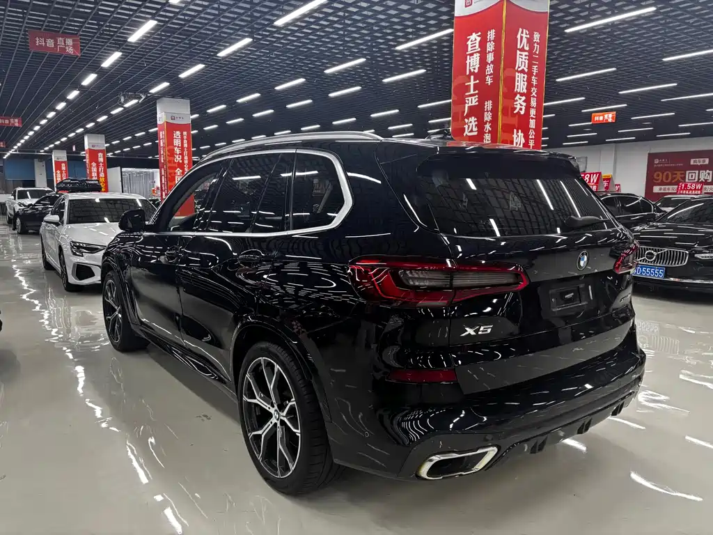 BMW X5 2019 — фото 8